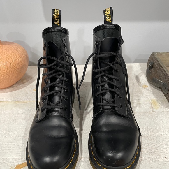 Doc Marten lace up boots - Picture 3 of 5